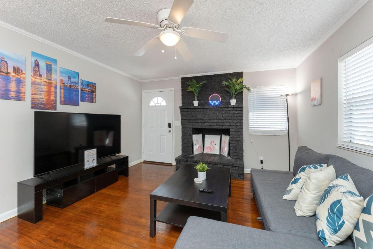 King Bedroom 2Bed1Bath Sleeps 4 Close To Town Center Downtown Beach Mayo Clinic Jacksonville Eksteriør bilde